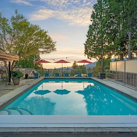 Seymour Private Bedroom, Ensuite Bathroom With Shared Pool, Hot Tub With Views North Vancouver Ngoại thất bức ảnh