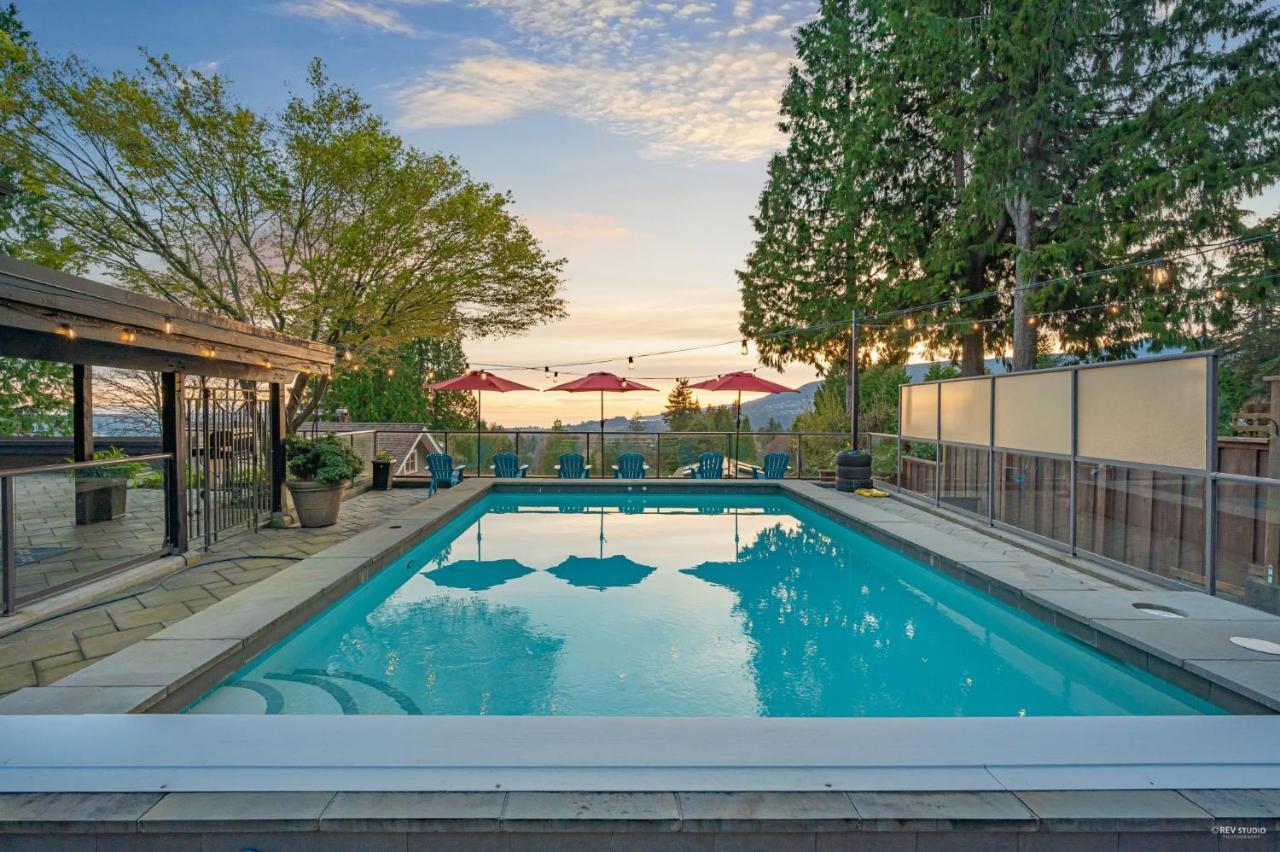 Seymour Private Bedroom, Ensuite Bathroom With Shared Pool, Hot Tub With Views North Vancouver Ngoại thất bức ảnh