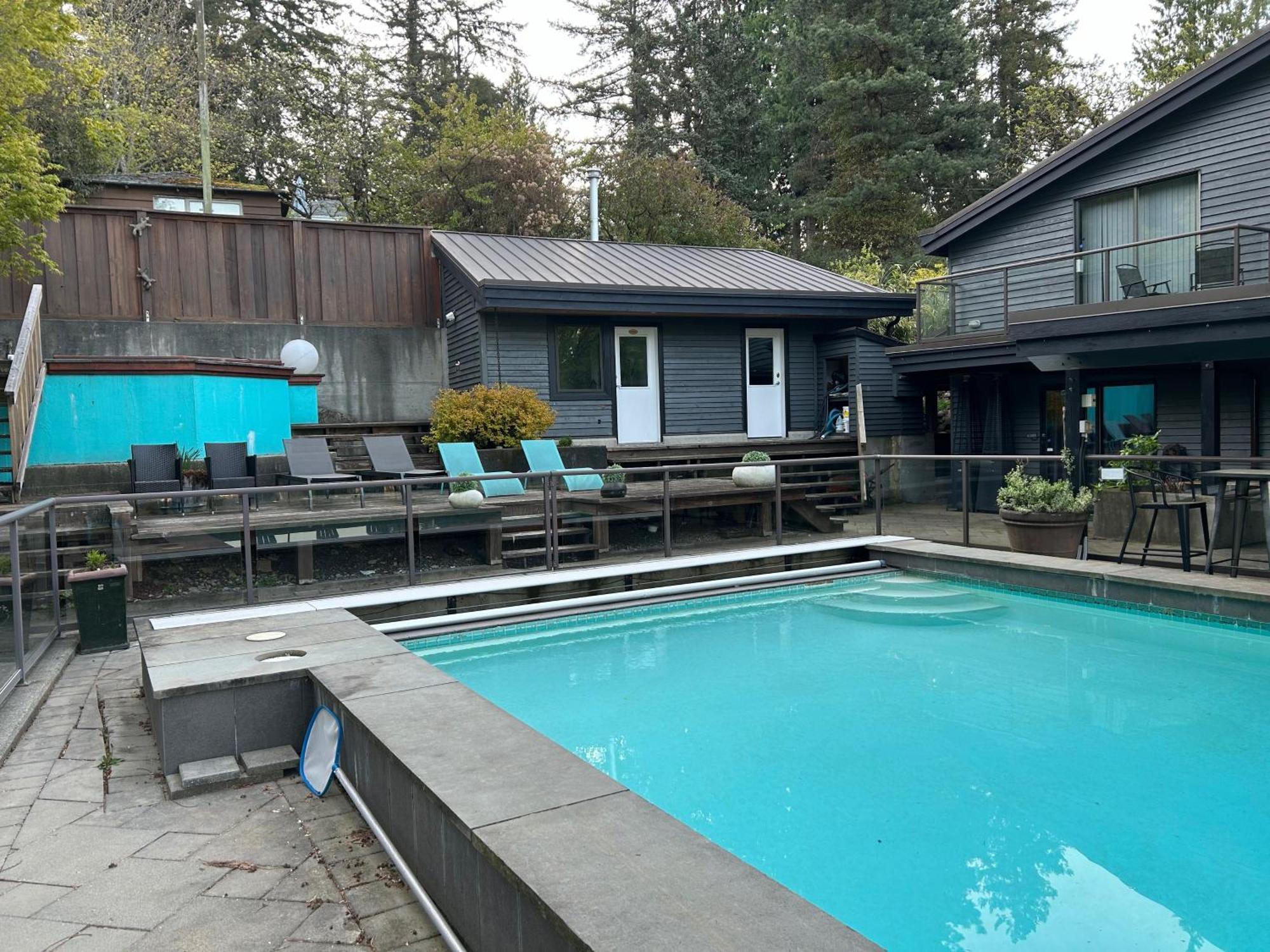 Seymour Private Bedroom, Ensuite Bathroom With Shared Pool, Hot Tub With Views North Vancouver Ngoại thất bức ảnh