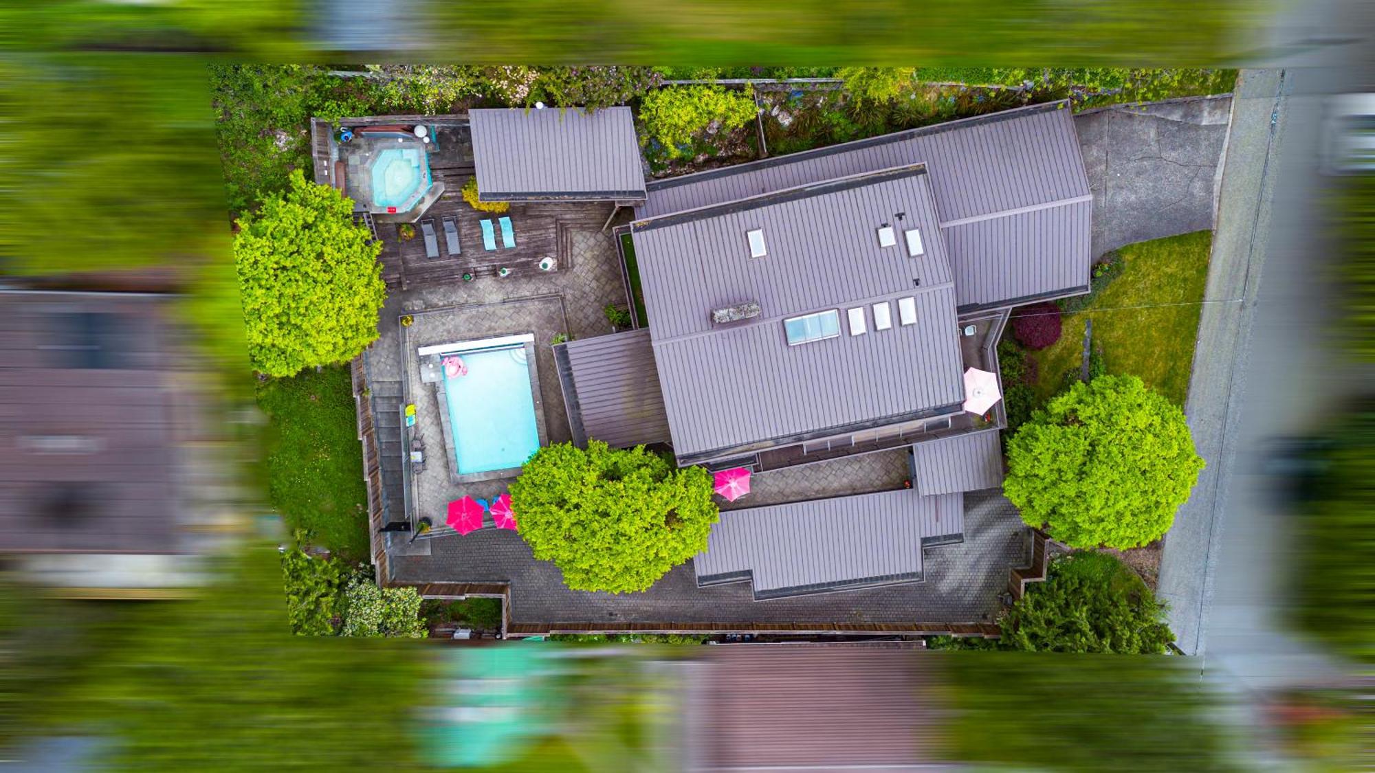 Seymour Private Bedroom, Ensuite Bathroom With Shared Pool, Hot Tub With Views North Vancouver Ngoại thất bức ảnh